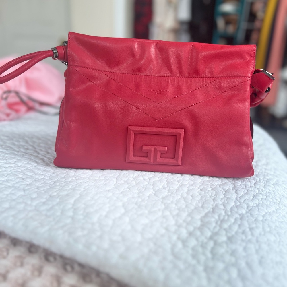 NWOT Givenchy id93 Handbag